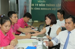 Manulife Việt Nam hiến tặng gần 350 đơn vị máu cho cộng đồng